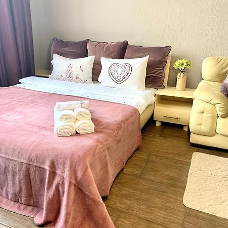 Apartment Alla Chernihiv Exterior foto